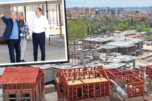 Konya'da Mevlana Türbesi arkasında inşaatı devam eden Mevlevi Dergahı'ndan genel görünüm