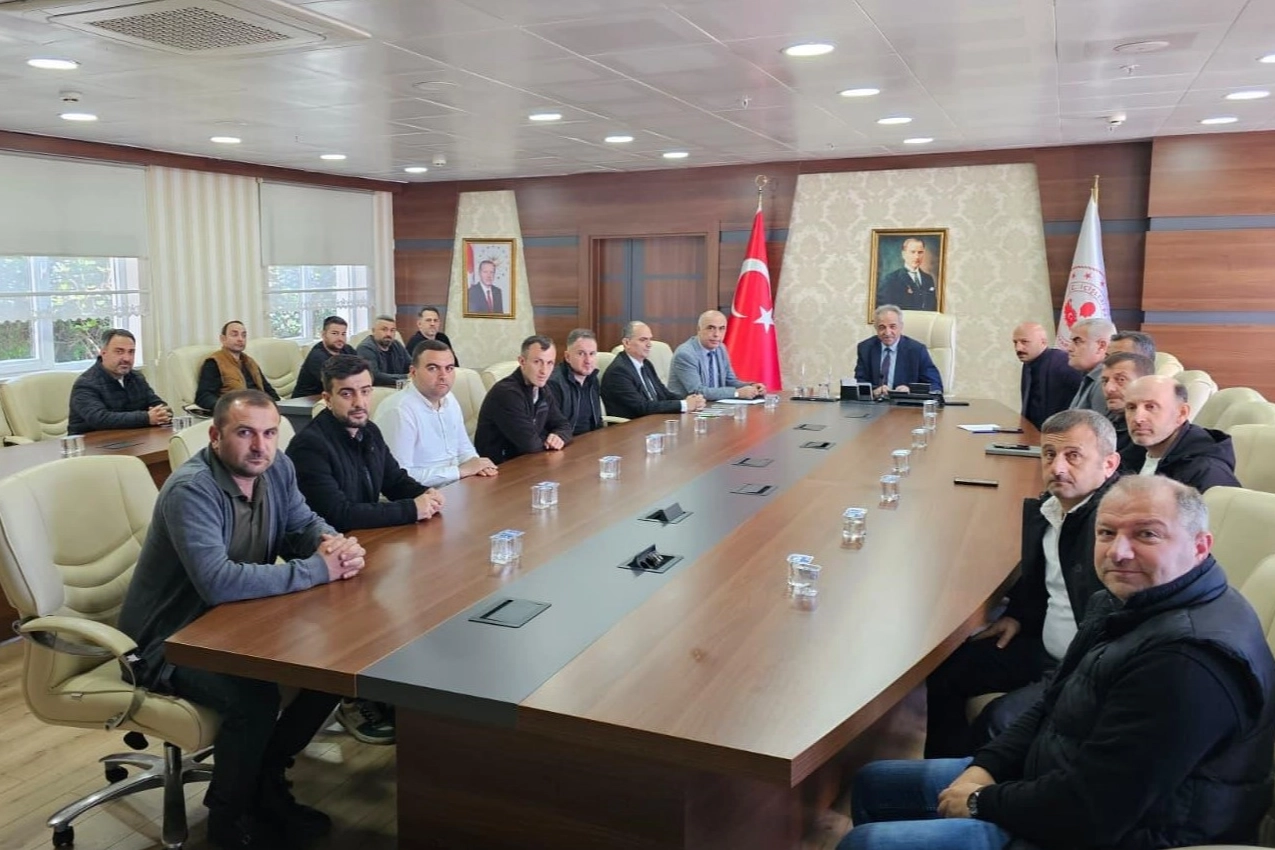 Artvin İl Özel İdaresi Genel Sekreteri Yılmaz Boz'un ilçe ziyaretleri