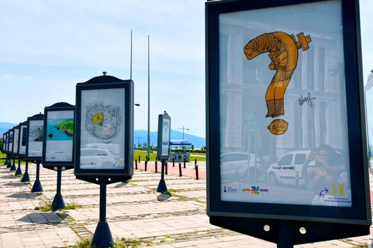 İzmir'de Gençlik Nerede? karikatür sergisi açıldı