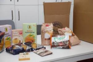 Talas Belediyesi tarafından çölyak hastalarına verilen glutensiz gıda paketleri