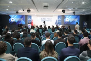 Bursa Teknik Üniversitesi'nde düzenlenen Gemi Mühendisleri Bursa'da etkinliğinde sektör temsilcileri ve öğrenciler buluştu.