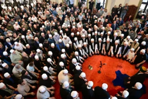 Bursa'da 600 yıllık Erguvan Bayramı geleneği kutlandı