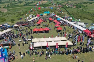 Kocaeli'de düzenlenen çiftçi şenliğinde üreticilerin emeği kutlanıyor, İmera grubu sahne alacak.