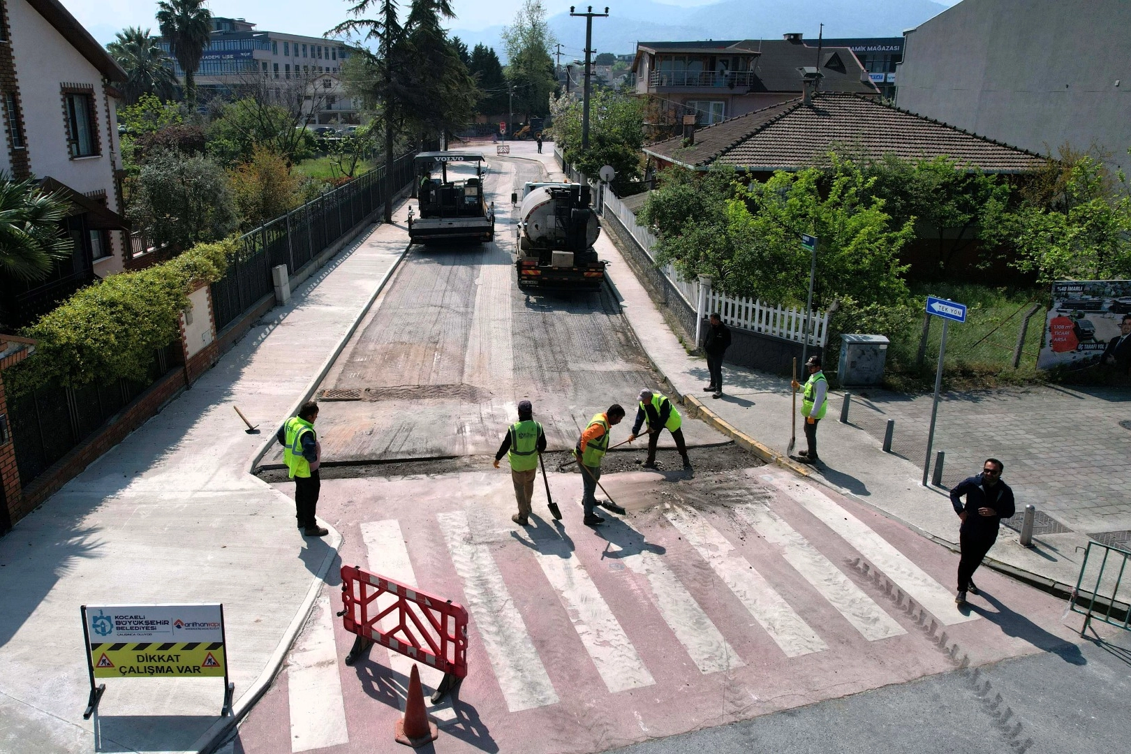 Kocaeli Başiskele sahilinde yapılan trafik ve yaya düzenlemesi çalışması