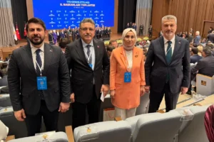 Trabzon Büyükşehir Belediye Başkanı Ahmet Metin Genç, Cumhurbaşkanı Erdoğan'a Trabzon yatırımları için teşekkür ederken