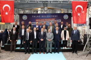 Talas Menekşe Siteleri Kentsel Dönüşüm Projesi kapsamında hak sahiplerine teslim edilen yeni konutlar