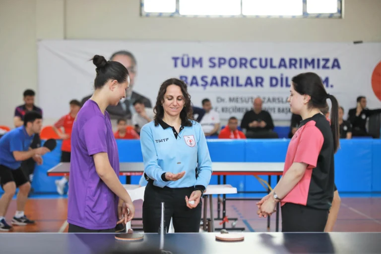 Keçiören Engelsiz Spor Oyunları kapsamında düzenlenen müsabakalardan genel bir görüntü