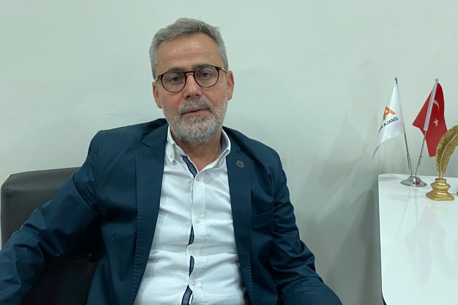 Ahmet Aydın PAŞADER Başkan Adayı olarak burs sorununa dikkat çekiyor
