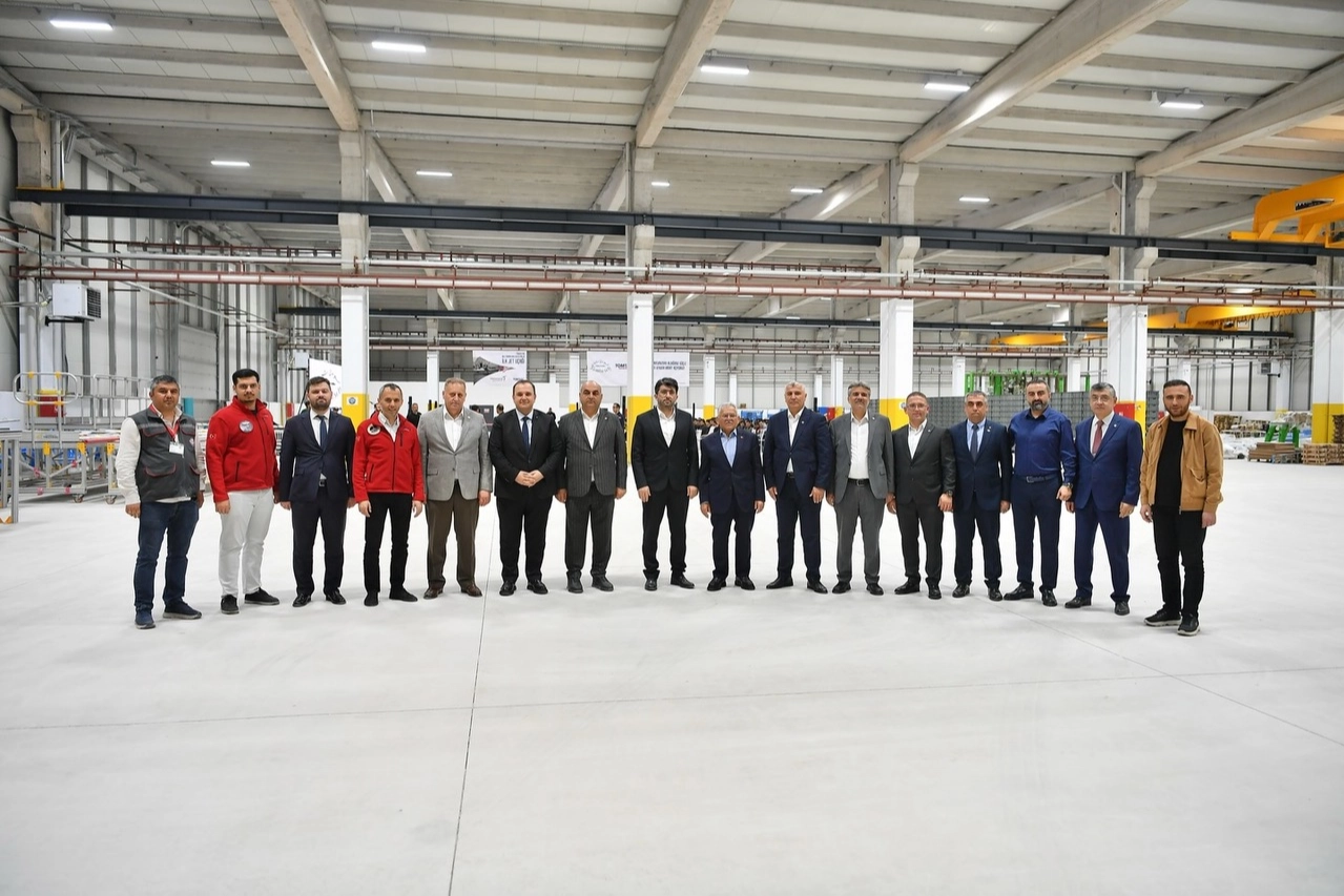 Kayseri'de HÜRJET uçağının 2026 sonunda havalanacağı duyurusu yapıldı, milli teknoloji vurgusu.