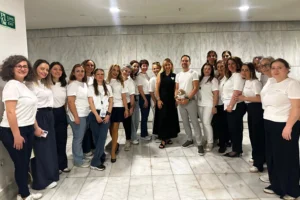 Kaan Sekban'ın stand-up gösterisi Hatay'daki çocuklar için gündüz bakımevi projesine destek sağladı.