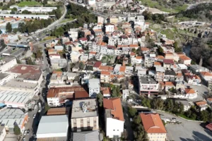 İzmir Karabağlar'da kentsel dönüşüm projesi tanıtım toplantısı