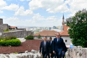 Brüksel Başkent Bölgesi Başbakanı Boris Dilliès ve beraberindeki heyetin Ankara ziyareti sırasında çekilmiş fotoğrafı.