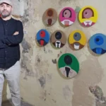 Metin Özgör'ün 'Ne Yerde Ne Gökte' sergisi açılışından genel bir görünüm