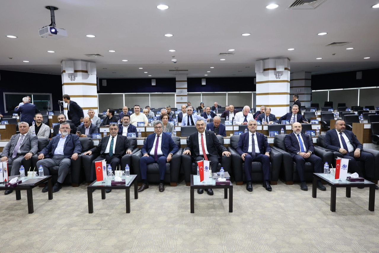Kayseri Sanayi Odası Başkanı Mehmet Büyüksimitci, üretim ve ihracatın önemini vurguladı.