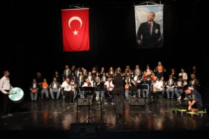 Nilüfer 'Bizim Ev' engelsiz yıl sonu gösterisi