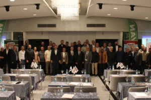 Bursa PERDER üyeleri ve Ticaret İl Müdürü İsmail Aslanlar'ın katıldığı istişare toplantısı