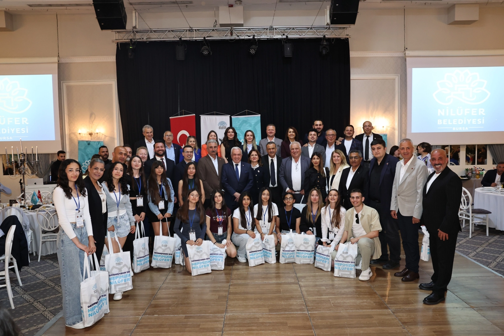 Nilüfer Kardeş Kentler Turnuvası Kapsamında Gala Yemeği Düzenlendi