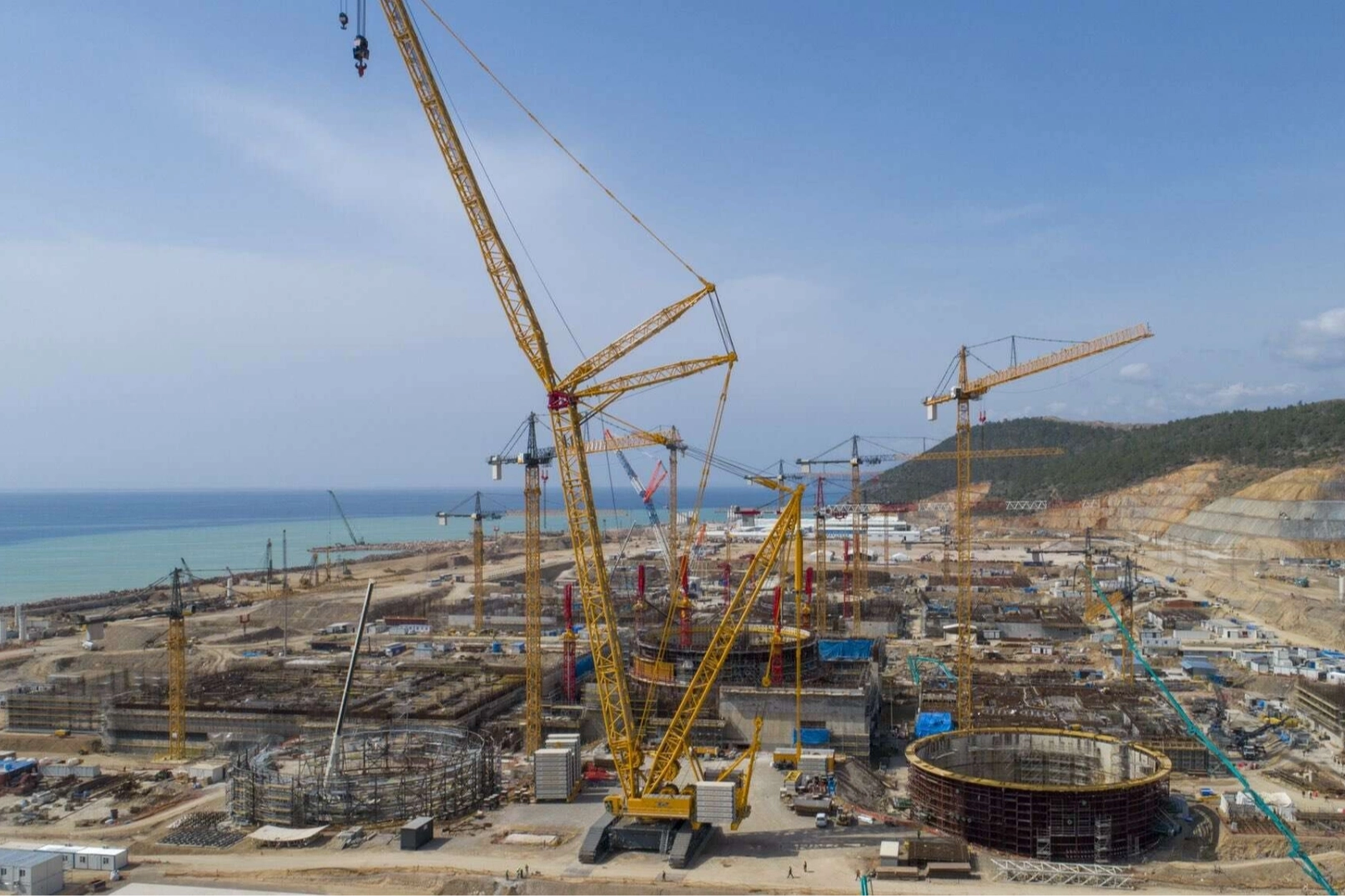 Nükleer santral inşaatı ve onarım işlerine uygulanan vergi kesintisi oranının yüzde 1'e düşürülmesini gösteren görsel