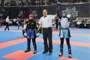 Sakarya Büyükşehir Belediyesi sporcuları kick boks, güreş ve yüzme müsabakalarında madalyalar kazandı