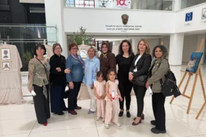 Bursa Olgunlaşma Enstitüsü resim sergisi 'Aynı Gökyüzü Altında Farklı Dokunuşlar' açıldı.