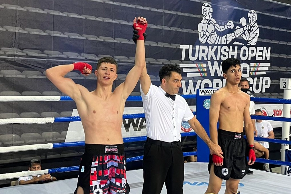 Bilecik Pazaryeri kick boks takımı dünya kupasında 3 madalya kazandı