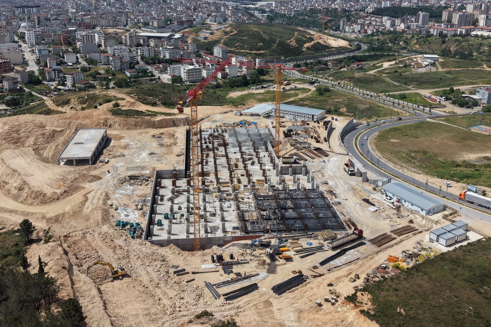 Kocaeli Çayırova'da yapımı süren devlet hastanesi inşaatından genel plan