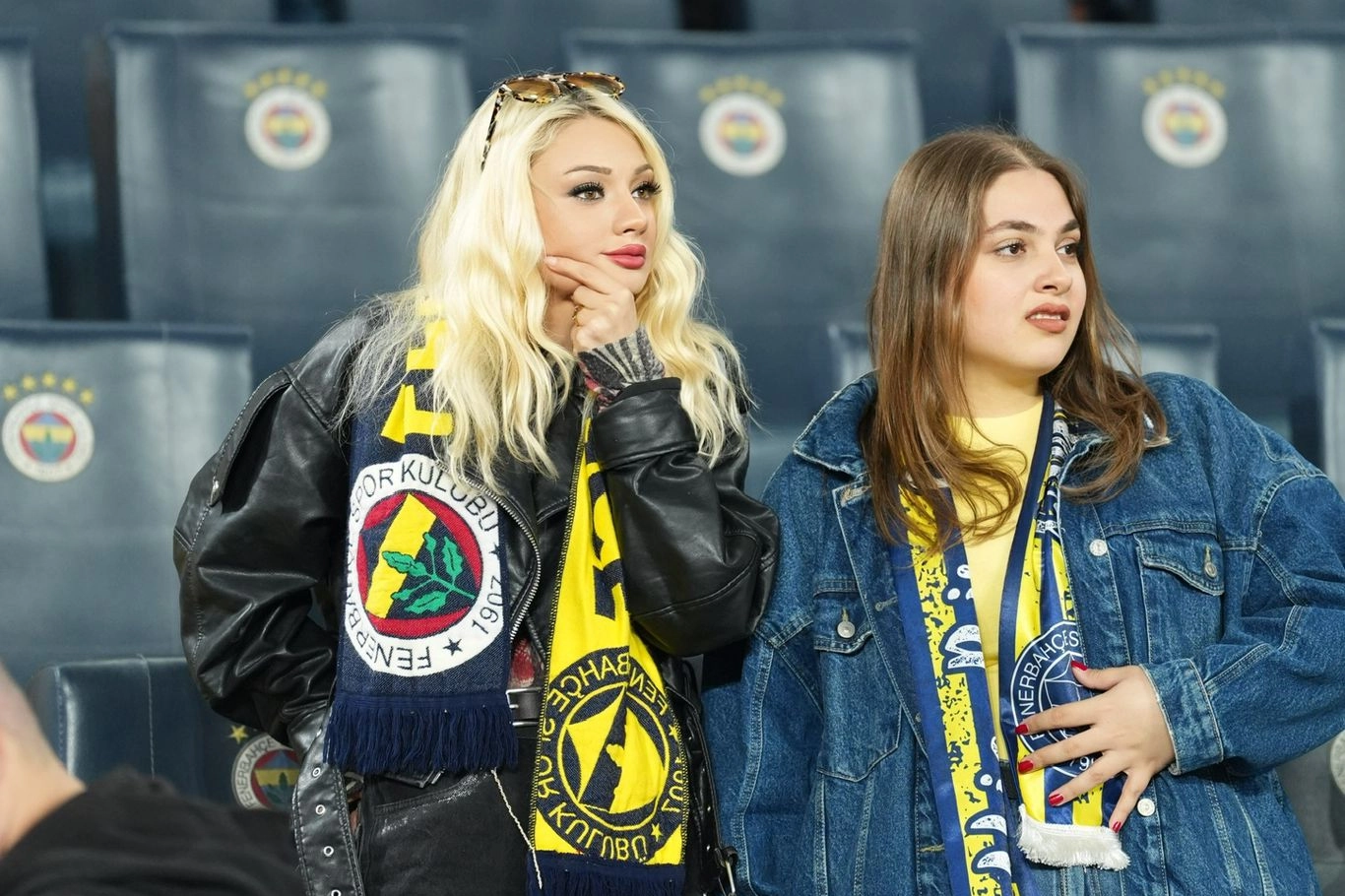 Nevide Çiçek'in Fenerbahçe maçında dikkatle izlediği futbolcu merak konusu oldu