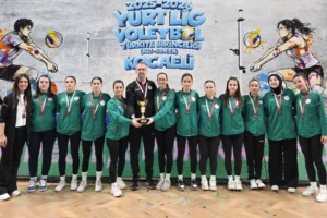 Artvin Voleybol Takımı'nın Yurt Lig Kadınlar Türkiye Şampiyonası'ndaki tarihi başarısı