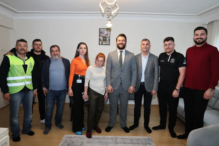 Nilüfer Belediyesi'nin engelli vatandaşlar için başlattığı Engelsiz Nilüfer projesi kapsamında evlerde alınan güvenlik önlemleri