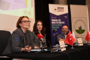 Bursa Osmangazi'de Modern Müzecilik Söyleşisi