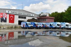 Ankara Büyükşehir Belediyesi'nin Kurban Bayramı et bağışı kampanyası kapsamında vatandaşlardan bağış kabul eden ekipler