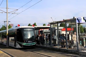 Kocaeli'de tramvay kapasitesini artıran çift dizili sistem