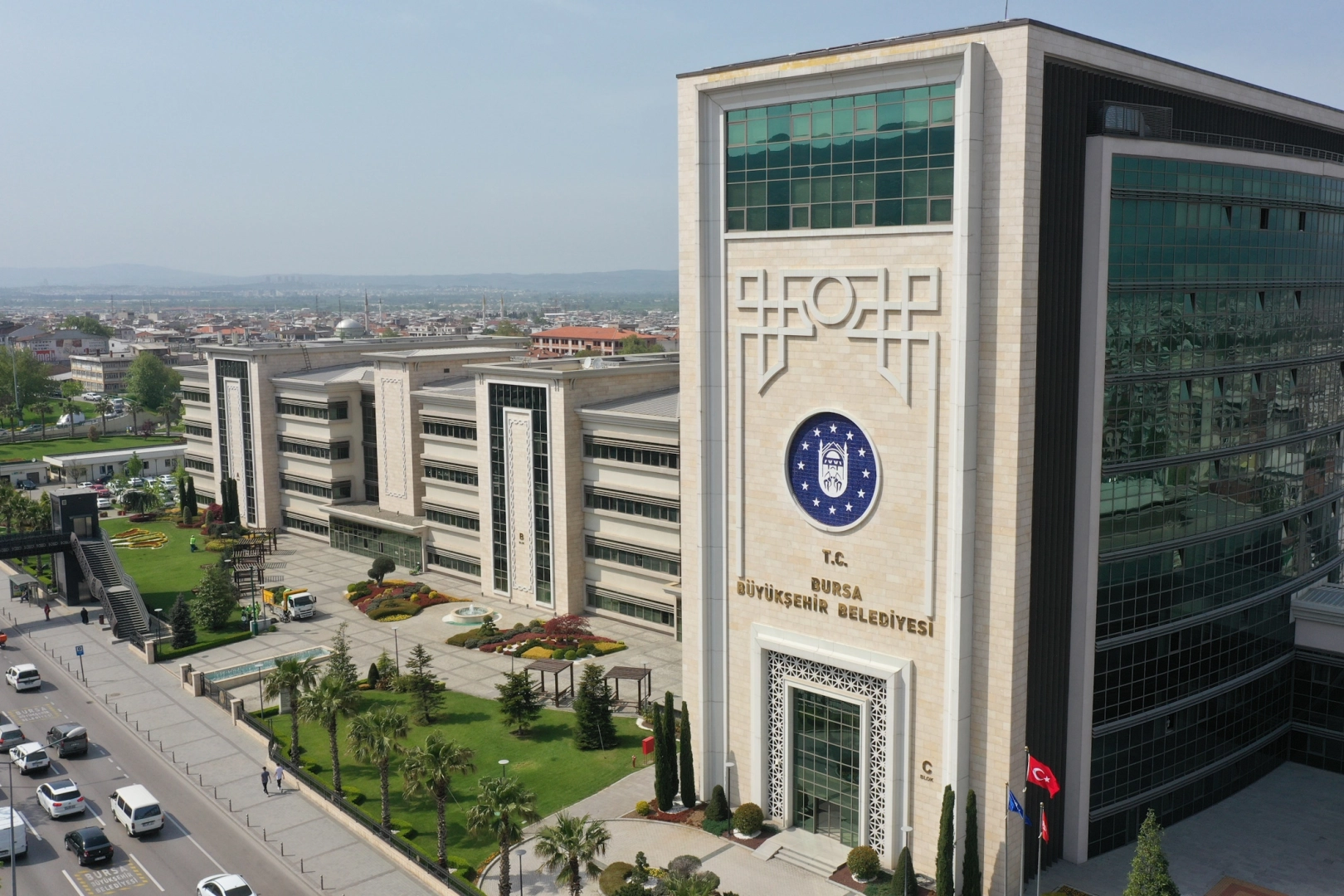 Bursa Büyükşehir Belediyesi Kurban Bayramı öncesinde ulaşım, güvenlik ve diğer hizmetler için tam hazırlık yaptı.
