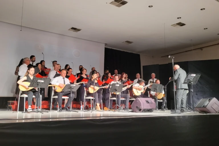 Edirne Keşan'da düzenlenen türkü gecesi