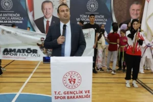 Ağrı Amatör Spor Kulüpleri Federasyonu'nun 20. yılını kutlayan kurucu başkan Erkan Kösedağ'ın mesajı