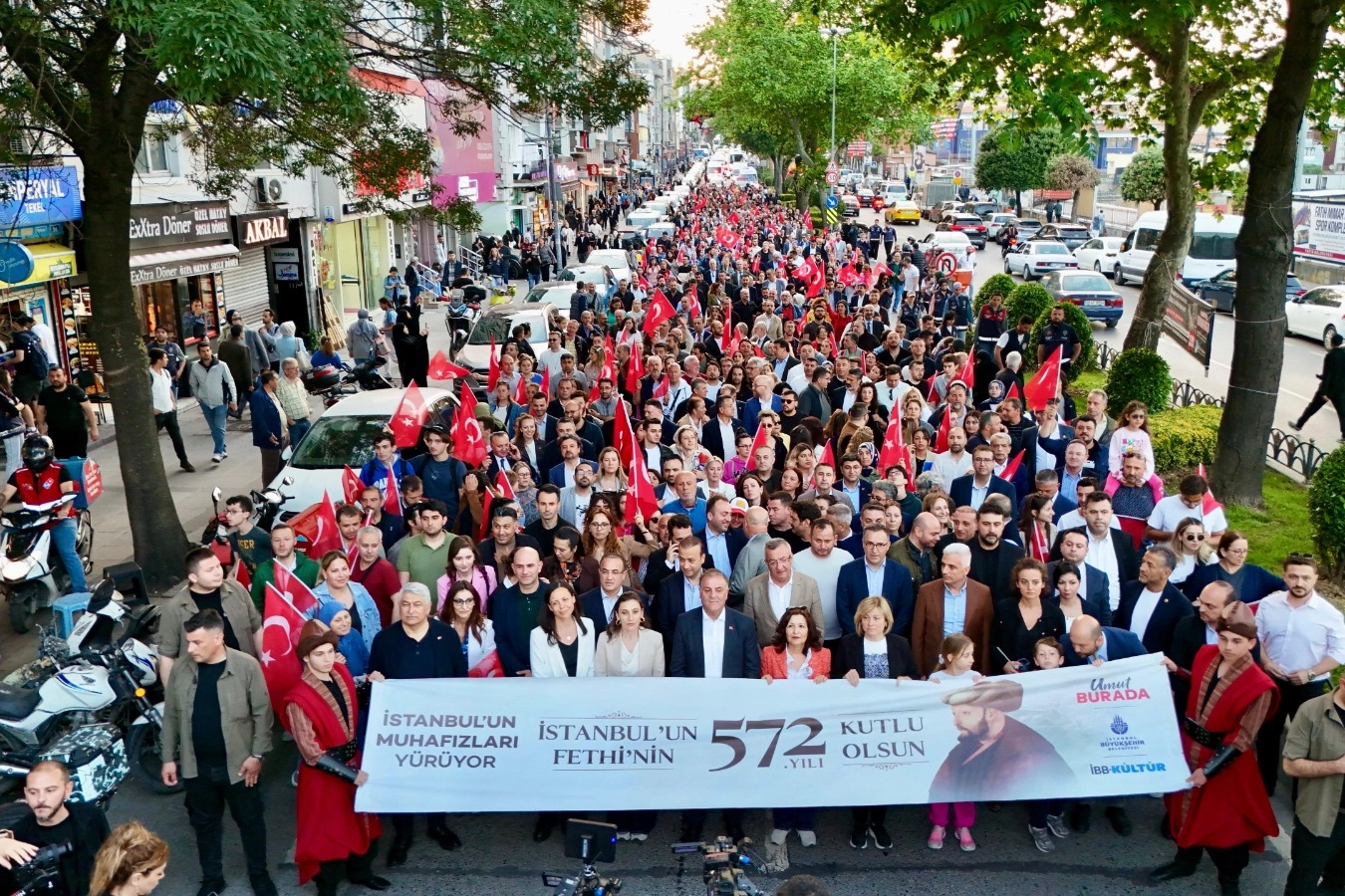İstanbul'un Fethinin 573. Yıl Dönümü Kutlamaları Kapsamında Fetih Korteji Yürüyüşü