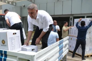 Diyarbakır Büyükşehir Belediyesi'nin ihtiyaç sahiplerine yönelik nakdi ve ayni yardım çalışmaları