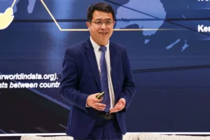 Huawei'nin Enlit Africa 2026'da tanıttığı Sahra Altı Afrika için Akıllı Trafo Merkezi Çözümü