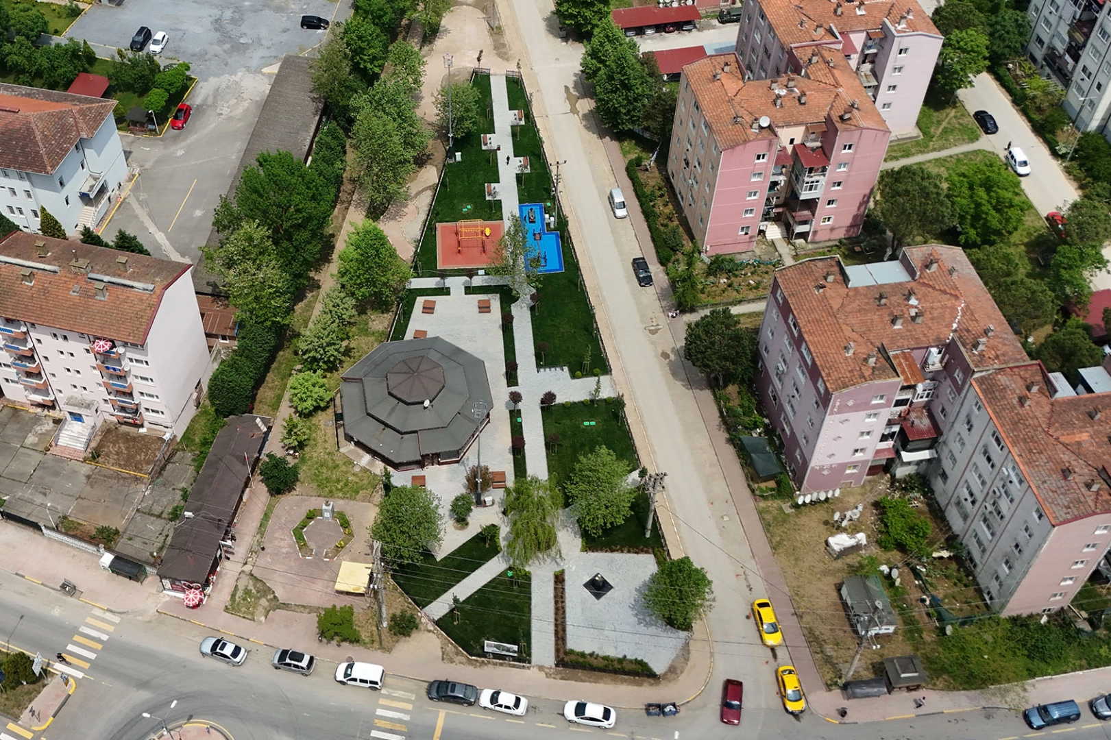 Sakarya Ferizli'de tamamlanan Atatürk Parkı yeni sosyal yaşam alanı