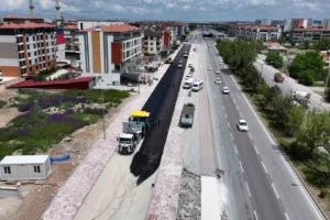 Karatay Belediyesi'nin yeni asfalt ve altyapı çalışmalarıyla modernleşen yollar