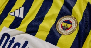 Fenerbahçe'nin 120. yıl formasının taraftarlar tarafından beğenildiğini gösteren görsel