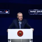 Cumhurbaşkanı Erdoğan, Türkiye Yapay Zekâ Zirvesi'nde dijital üretimin önemini vurguluyor.