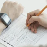 Yurt dışı öğretmenlik denklik sınavına giren adaylar