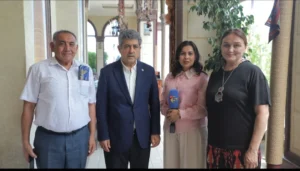 Türkiye'nin Özbekistan İletişim Müşaviri Mehmet Yüce, medya temsilcileriyle bir araya geldi.