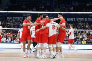 Türkiye Voleybol Erkek Milli Takımı oyuncuları sevinirken