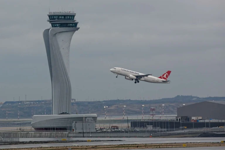 İstanbul Havalimanı'nda 1.730 uçuşla kırılan günlük trafik rekoru