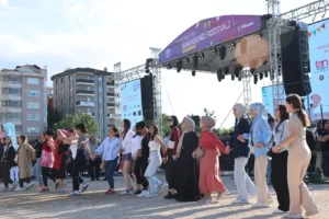 Nilüfer'de 2. Karadeniz Festivali'nin başlaması
