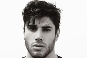 Özkan Görmez, TikTok'ta viral olan 'Hediye' klibinin yıldızı olarak tanındı.