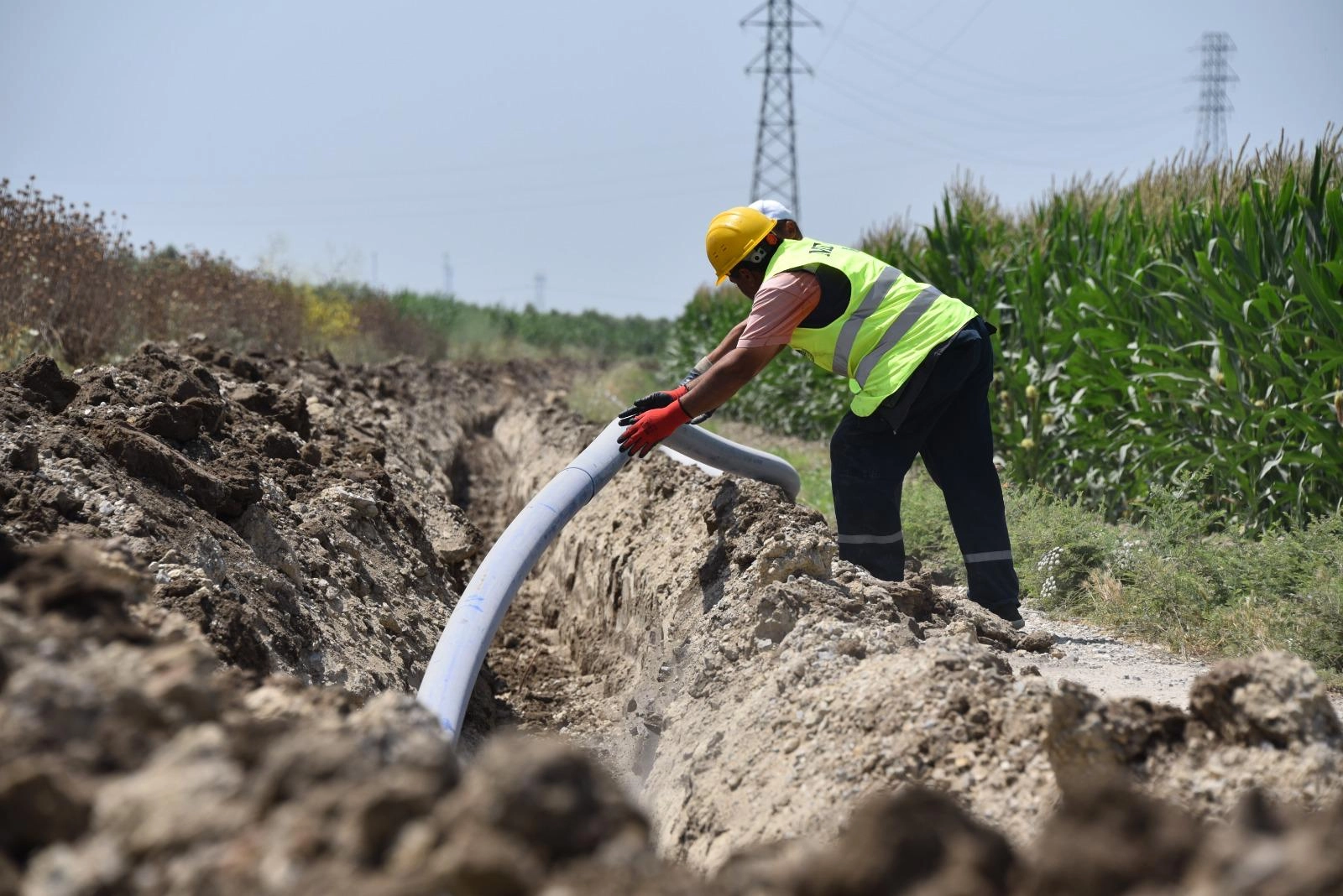 Tarsus'ta MESKİ tarafından yenilenen içme suyu hattı