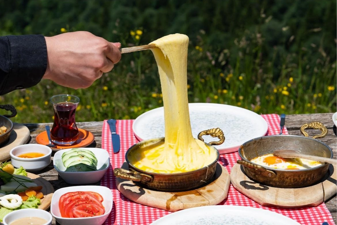 Trabzon Kültür Yolu Festivali'nin coşkulu başlangıcını gösteren görsel